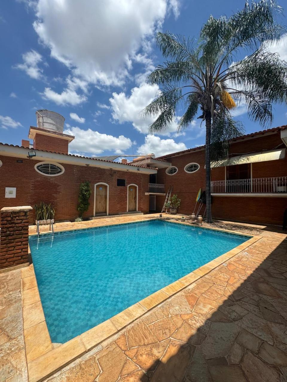 Agua Quente Hotel